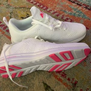 APL propelium sz 9.5 brand new